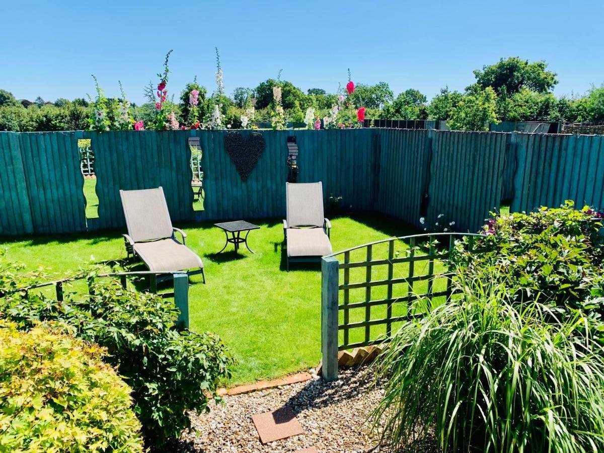 Pheasant Suites Colchester Ngoại thất bức ảnh